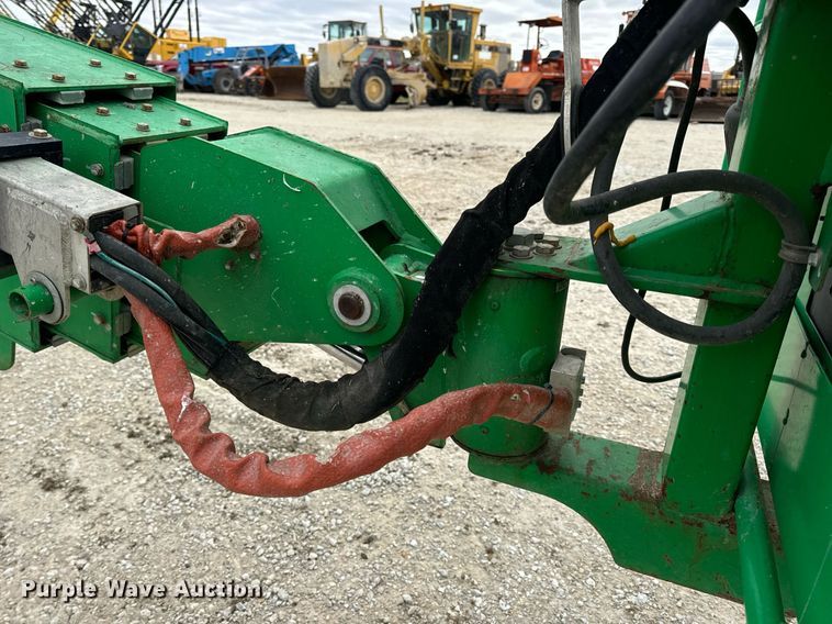 image for item DV1866 2015 Genie S-60TRAX boom lift