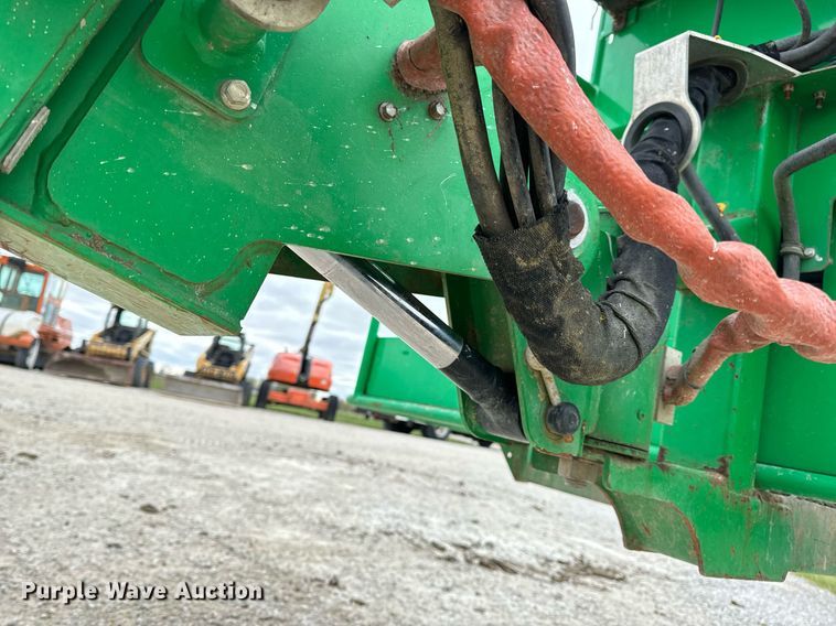 image for item DV1866 2015 Genie S-60TRAX boom lift