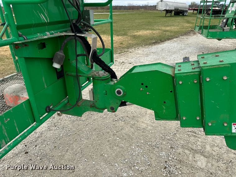 image for item DV1866 2015 Genie S-60TRAX boom lift