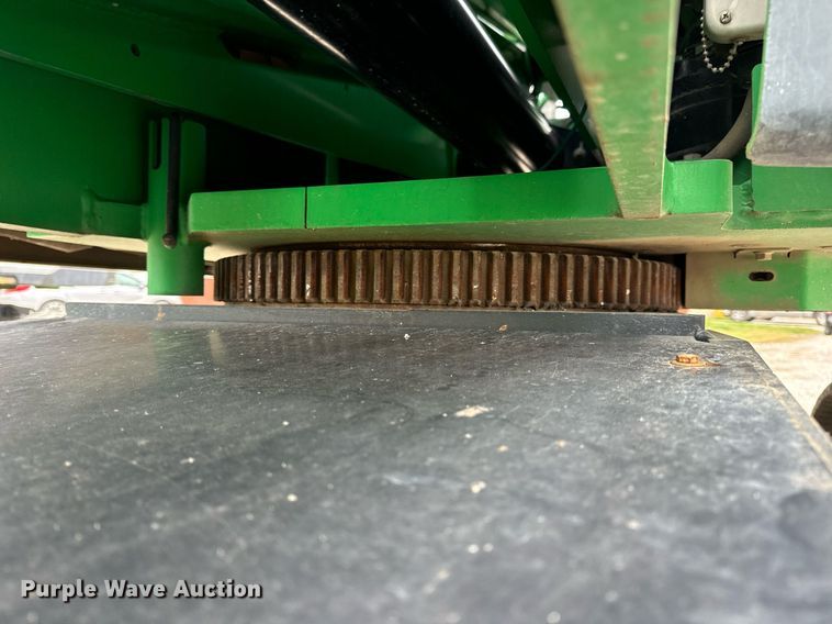 image for item DV1866 2015 Genie S-60TRAX boom lift