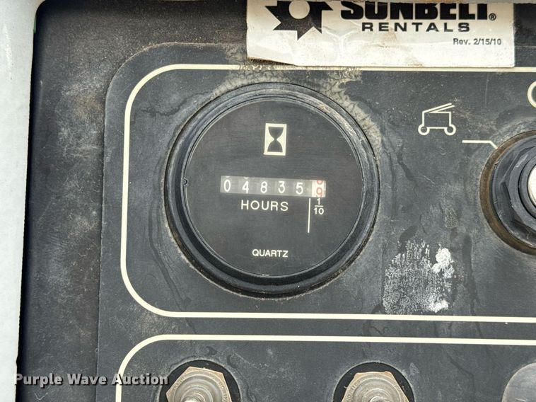 image for item DV1866 2015 Genie S-60TRAX boom lift