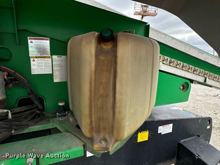 image for item DV1866 2015 Genie S-60TRAX boom lift