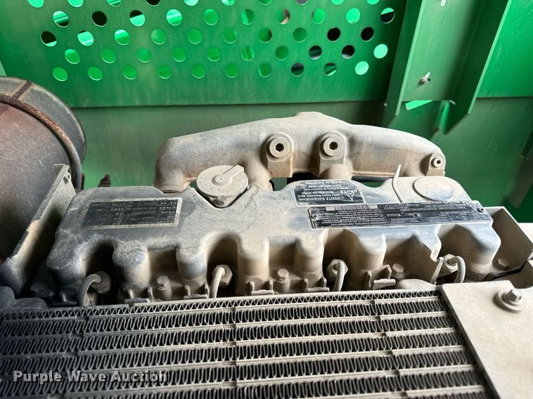 image for item DV1866 2015 Genie S-60TRAX boom lift