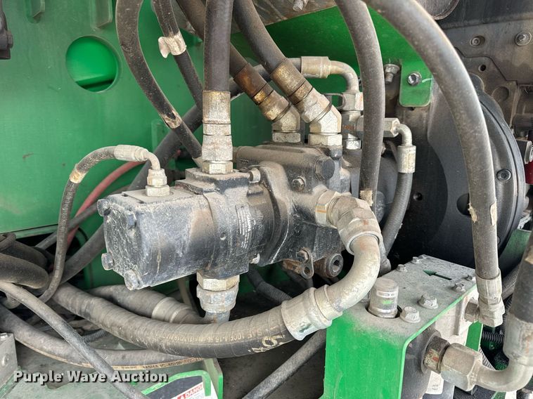 image for item DV1866 2015 Genie S-60TRAX boom lift