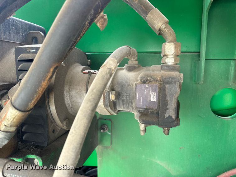 image for item DV1866 2015 Genie S-60TRAX boom lift