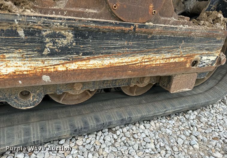 image for item DV1866 2015 Genie S-60TRAX boom lift