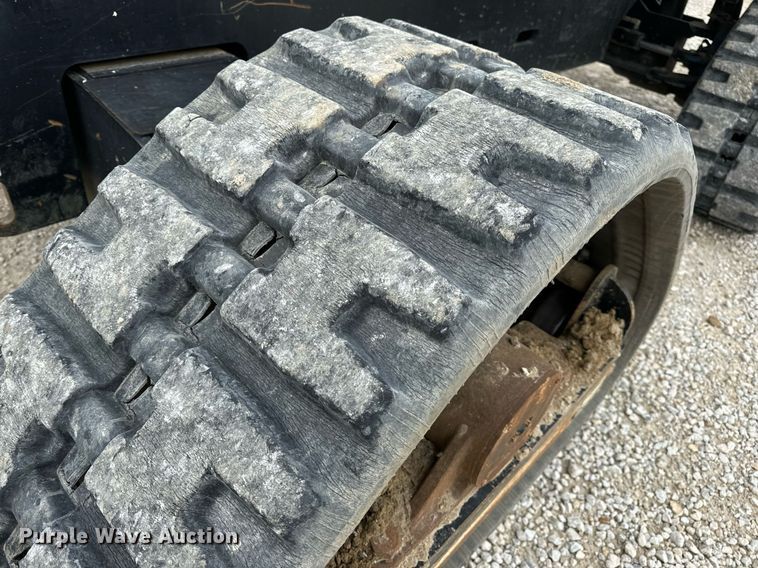 image for item DV1866 2015 Genie S-60TRAX boom lift