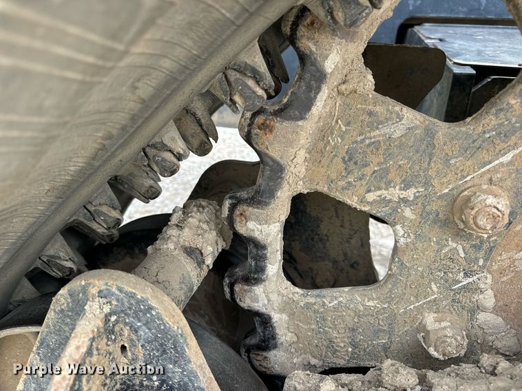 image for item DV1866 2015 Genie S-60TRAX boom lift