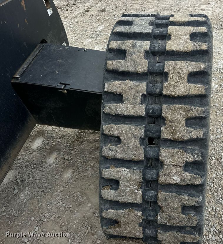 image for item DV1866 2015 Genie S-60TRAX boom lift