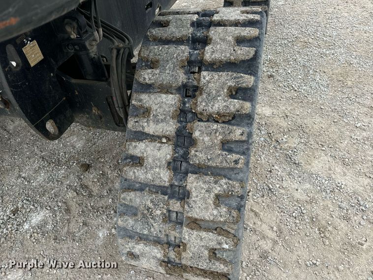 image for item DV1866 2015 Genie S-60TRAX boom lift