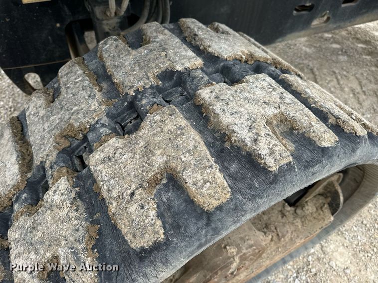 image for item DV1866 2015 Genie S-60TRAX boom lift