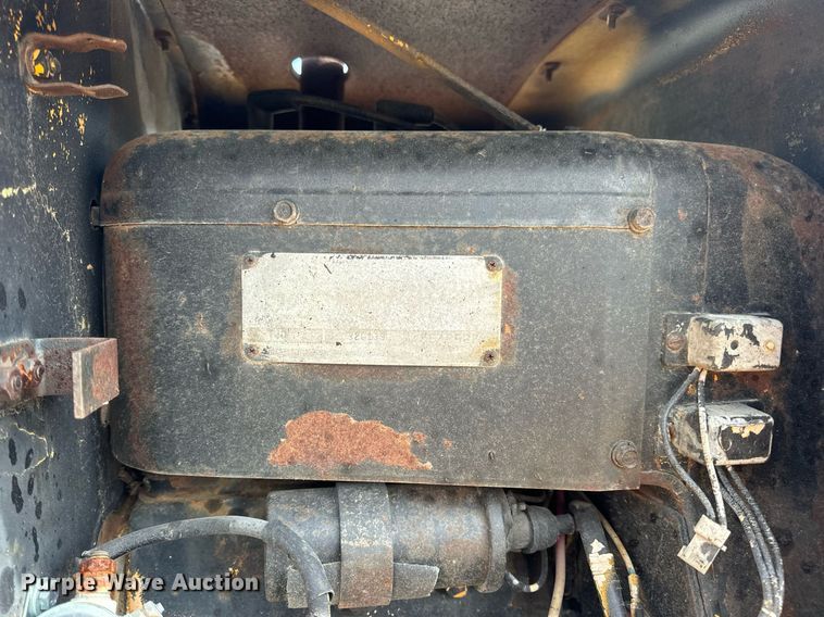 image for item DV1867 Acker PT-22 core drill trailer