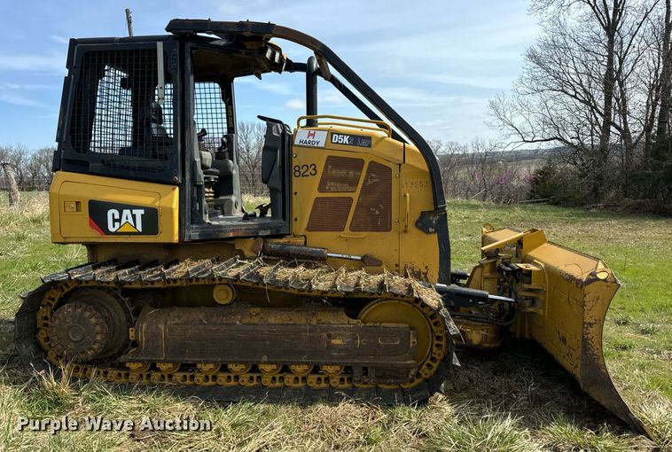 image for item DV1869 2016 Caterpillar D5K2 LGP dozer