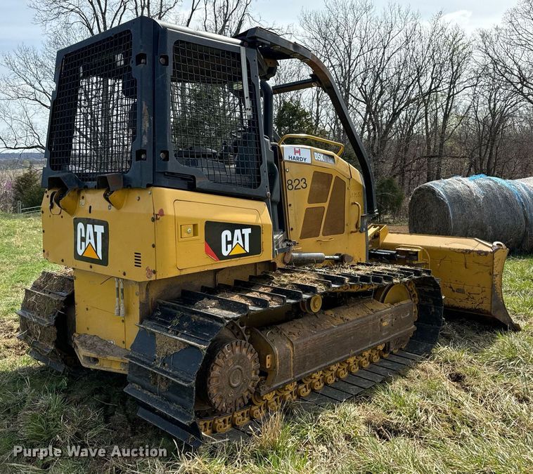 image for item DV1869 2016 Caterpillar D5K2 LGP dozer