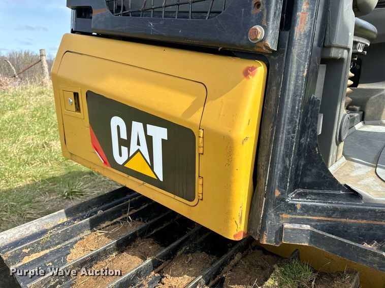 image for item DV1869 2016 Caterpillar D5K2 LGP dozer