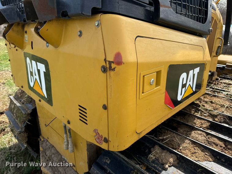 image for item DV1869 2016 Caterpillar D5K2 LGP dozer