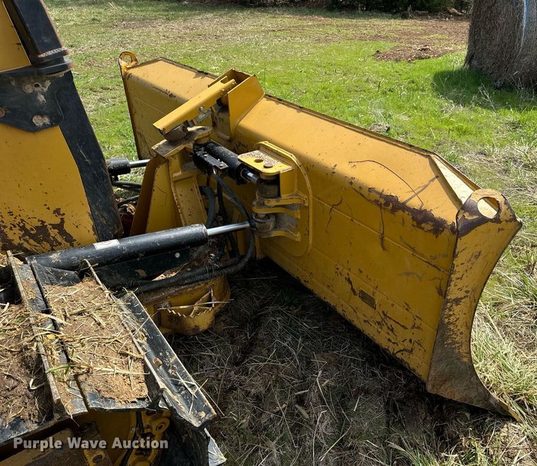 image for item DV1869 2016 Caterpillar D5K2 LGP dozer