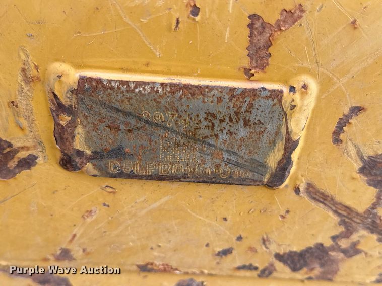 image for item DV1869 2016 Caterpillar D5K2 LGP dozer