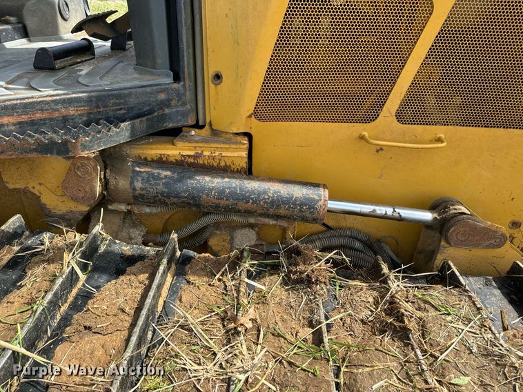 image for item DV1869 2016 Caterpillar D5K2 LGP dozer