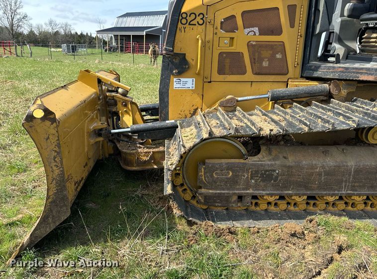 image for item DV1869 2016 Caterpillar D5K2 LGP dozer
