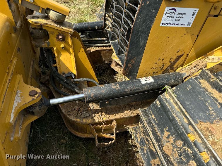 image for item DV1869 2016 Caterpillar D5K2 LGP dozer