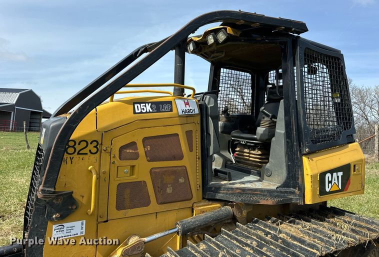 image for item DV1869 2016 Caterpillar D5K2 LGP dozer