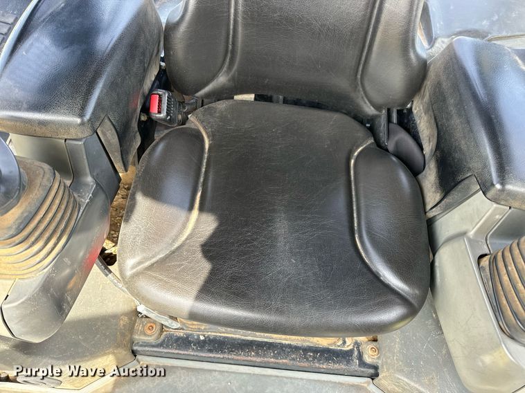 image for item DV1869 2016 Caterpillar D5K2 LGP dozer