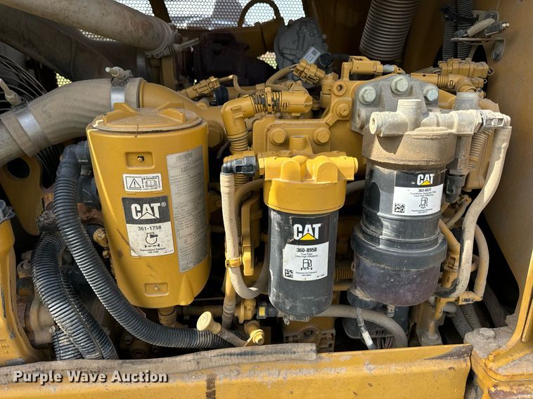 image for item DV1869 2016 Caterpillar D5K2 LGP dozer