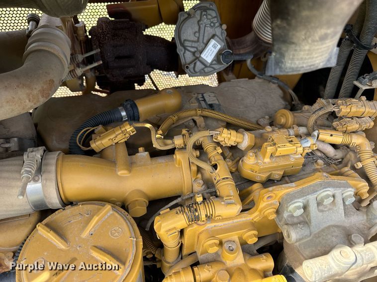 image for item DV1869 2016 Caterpillar D5K2 LGP dozer