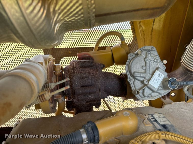 image for item DV1869 2016 Caterpillar D5K2 LGP dozer