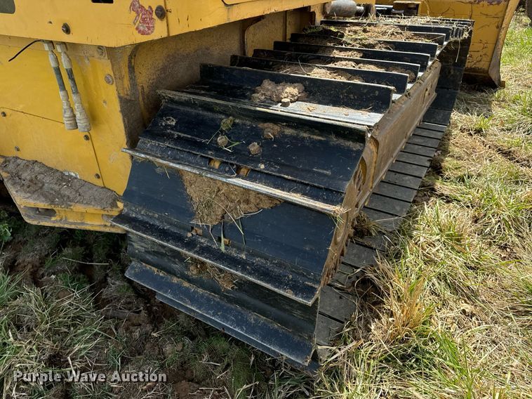 image for item DV1869 2016 Caterpillar D5K2 LGP dozer