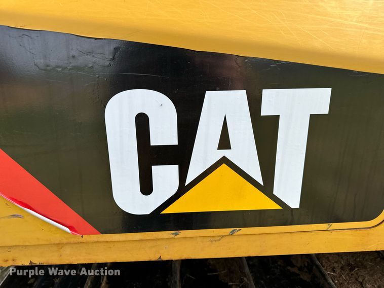 image for item DV1869 2016 Caterpillar D5K2 LGP dozer