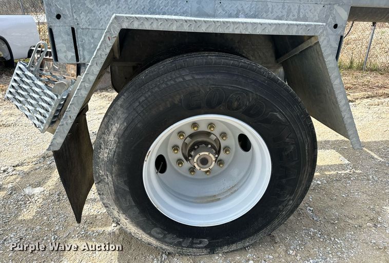 image for item DV1871 2008 Sauber Mfg Co. 4500 pole trailer