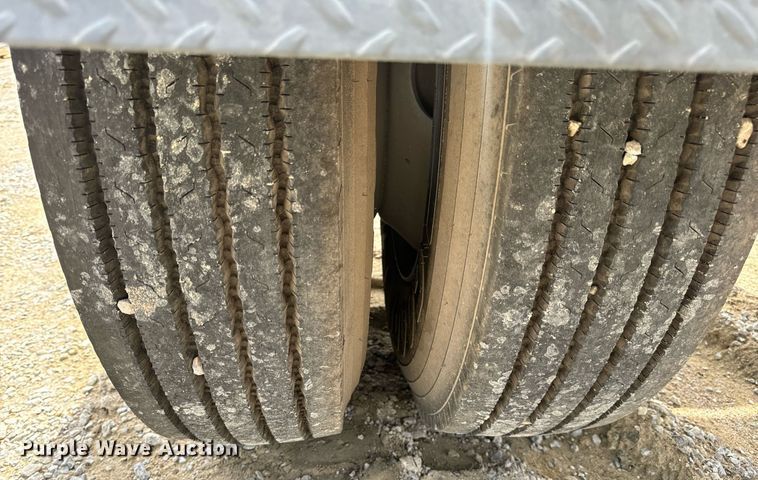 image for item DV1871 2008 Sauber Mfg Co. 4500 pole trailer