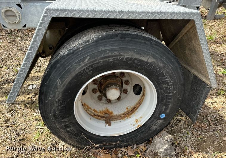 image for item DV1871 2008 Sauber Mfg Co. 4500 pole trailer