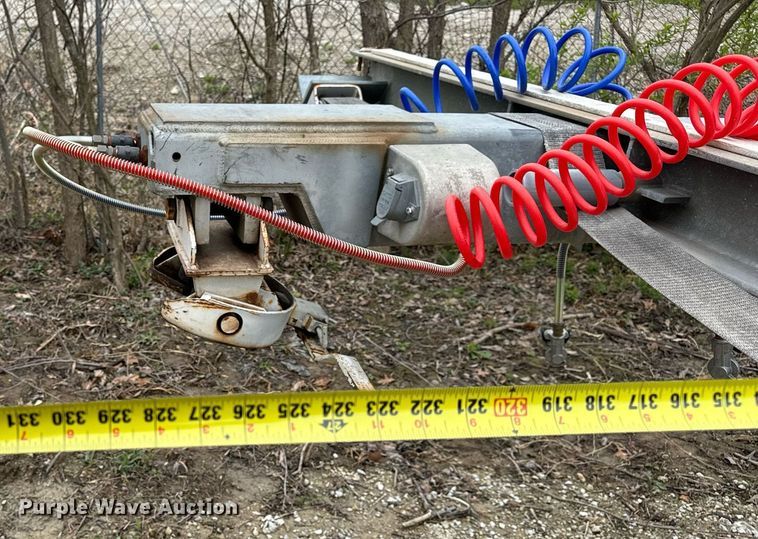 image for item DV1872 2002 Sauber MFG. Co. 4500 pole trailer