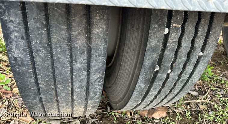 image for item DV1872 2002 Sauber MFG. Co. 4500 pole trailer