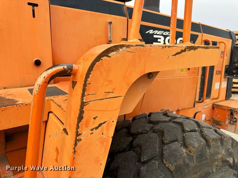 image for item DV1873 2005 Daewoo Mega 300V wheel loader