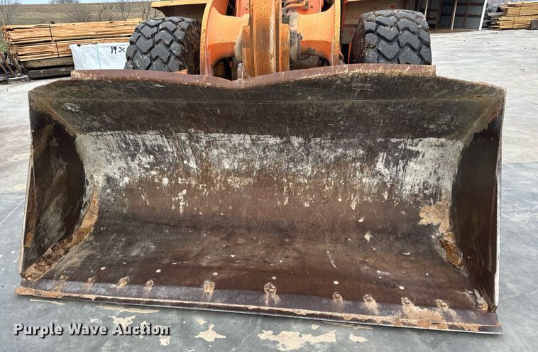 image for item DV1873 2005 Daewoo Mega 300V wheel loader