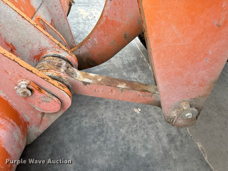 image for item DV1873 2005 Daewoo Mega 300V wheel loader