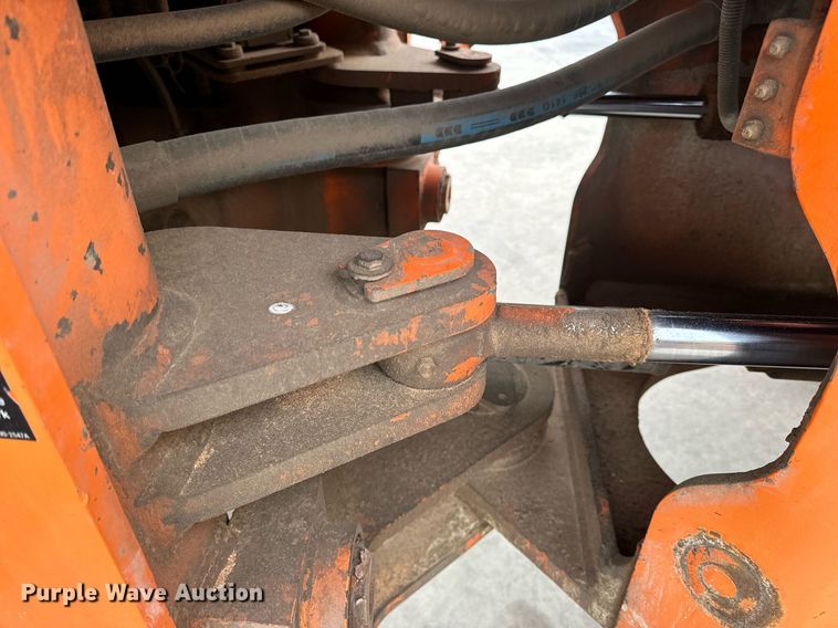 image for item DV1873 2005 Daewoo Mega 300V wheel loader