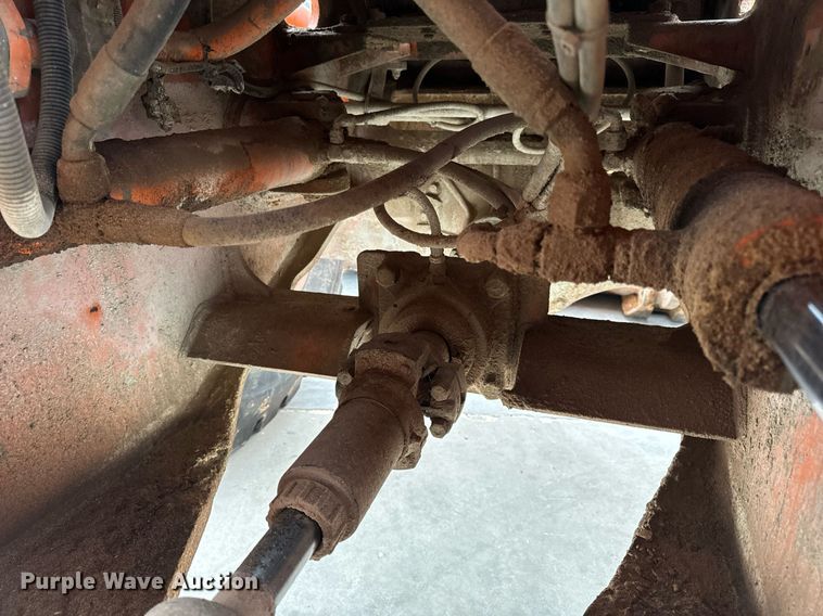 image for item DV1873 2005 Daewoo Mega 300V wheel loader