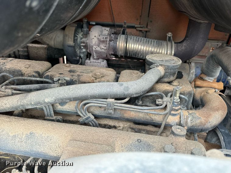 image for item DV1873 2005 Daewoo Mega 300V wheel loader