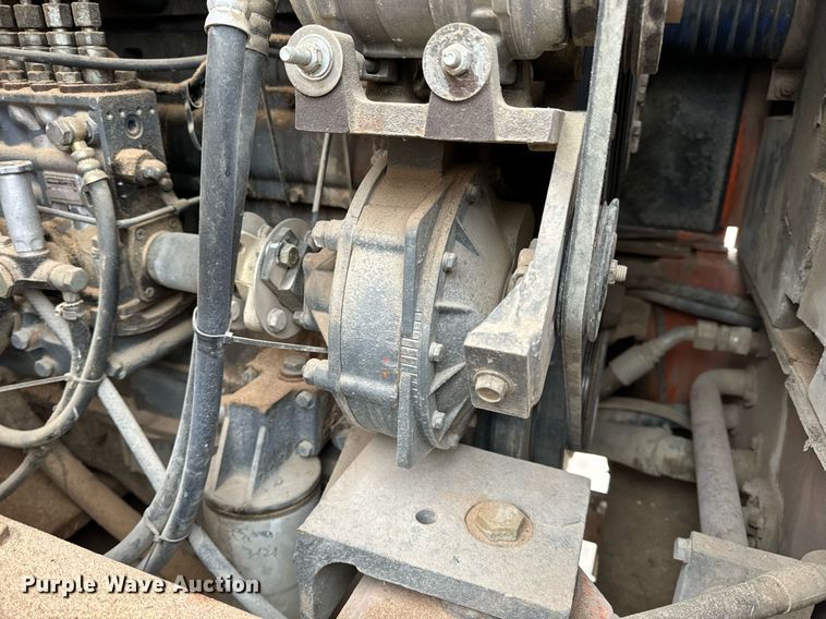 image for item DV1873 2005 Daewoo Mega 300V wheel loader