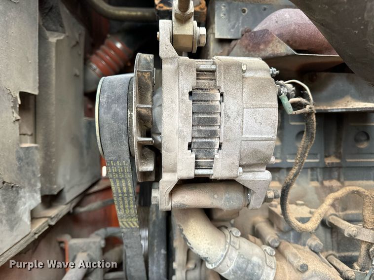 image for item DV1873 2005 Daewoo Mega 300V wheel loader