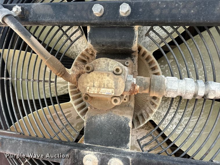 image for item DV1873 2005 Daewoo Mega 300V wheel loader