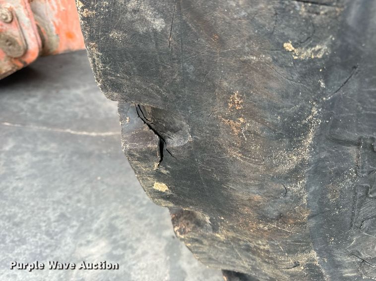 image for item DV1873 2005 Daewoo Mega 300V wheel loader