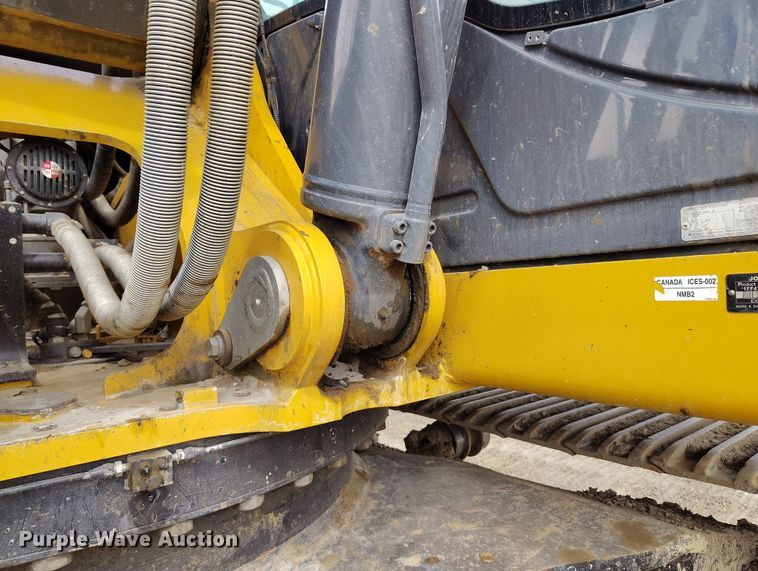 image for item DV6729 2018 John Deere 470G LC excavator
