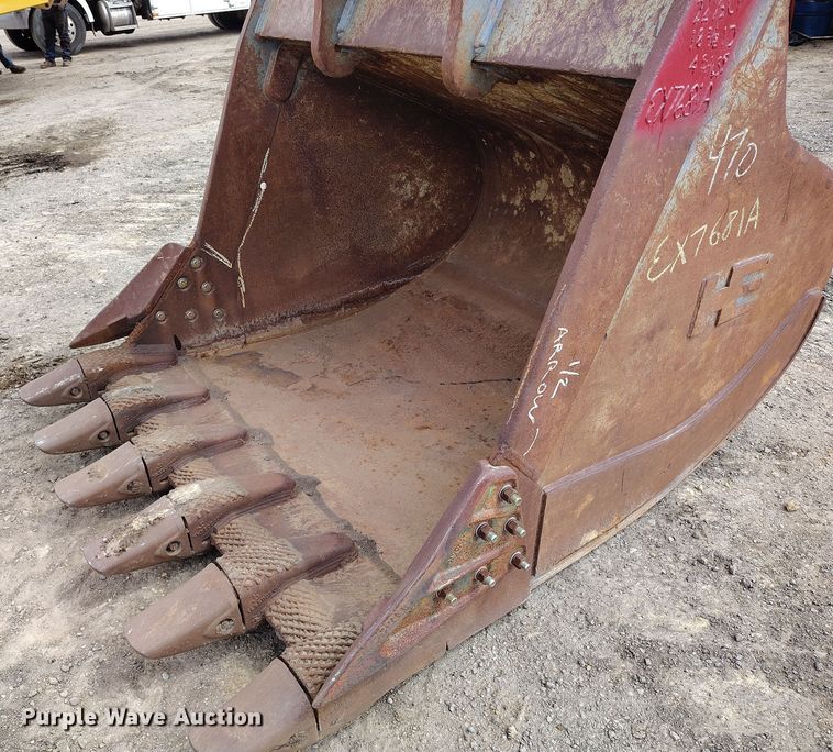 image for item DV6729 2018 John Deere 470G LC excavator