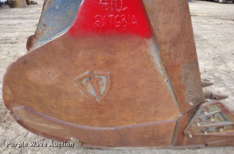 image for item DV6729 2018 John Deere 470G LC excavator